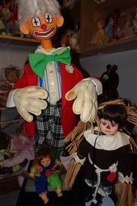 lot 406 image: Dolls - Clowns, Bradley Scarecrow