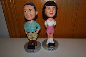 lot 528 image: Harrahs Limited Edition Little Rascals Bobbleheads - Spanky, Darla