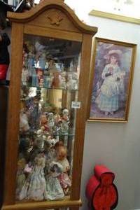 lot 329 image: Glass Display Cabinet
