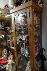 lot 160 image: Glass Display Cabinet