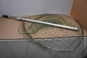 lot 19 image: Beckman Pro Big Fish Extending Net Up to 86