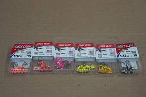 lot 24 image: 6 10-Packs Eagle Claw Ball Head Jigs