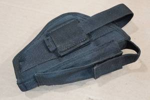 lot 41 image: Cabelas Bulldog Holster Fits Taurus Judge