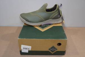 lot 104 image: Muck Boots Womens Outscape Low Shoes -Size 12
