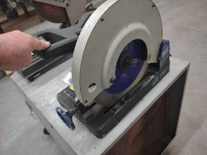lot 42 image: Evolution Evo Saw 15 Industrial St...