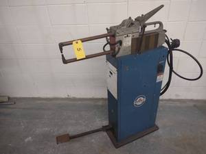 lot 5 image: Miller MPS-20-FT Portable Spot-weld...