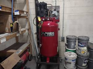 lot 13 image: Magna Force Air Compressor, 5 hp. 2...