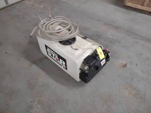 lot 33 image: North Star NSQ Series 2272Q 12 Volt...