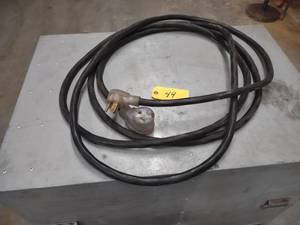 lot 49 image: Extension Cord, 220 Volt, 83x25...