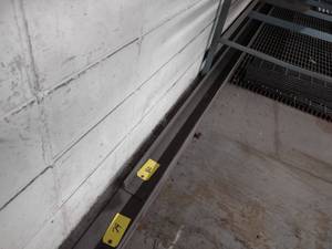 lot 80 image: Steel Angle Iron, 14x4x6x20...