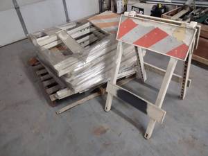 lot 81 image: Approx. (10) Barricades...