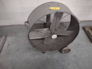 lot 116 image: Entamatic 30 Fan, Works But Needs ...