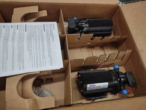 lot 207 image: (2) New Pentair Sureflo Electric Pu...