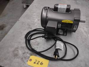 lot 226 image: Baldor 12 hp, 115220 Volt Mixer m...