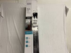 lot 1 image: BLACKDECKER 46 Tower Fan with Remote