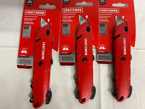lot 25 image: 3 Craftsman Utility Knives