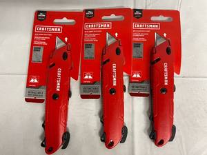 lot 26 image: 3 Craftsman Utility Knives
