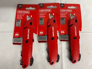 lot 28 image: 3 Craftsman Utility Knives