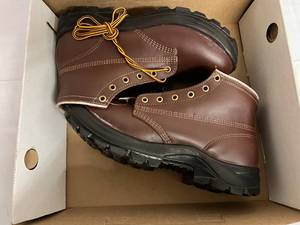 lot 116 image: Thorogood Brown Leather Boots - 9.5