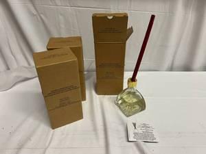 lot 12 image: 3 Holiday Reed Diffusers