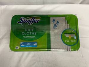 lot 25 image: 19 Swiffer Wet Cloths