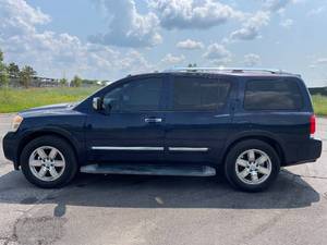 2010 Nissan Armada Platinum - 2 OWNERS - 4X2