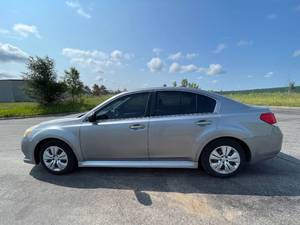 2011 Subaru Legacy 2.5I - AWD