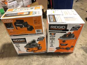 lot 12 image: Lot of Assorted WetDry Shop Vacs Various Models and Conditions  Customer Returns See Pictures