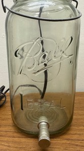 lot 32 image: Vintage Ball Jar Lamp
