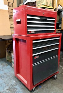 lot 48 image: Rolling Metal CRAFTSMAN Tool Chest FULL of Tools
