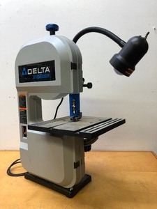 lot 77 image: Excellent Working DELTA Shopmaster Vertical Band Saw
