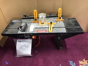 lot 86 image: RYOBI Model RT601W Router Table