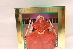 lot 126 image: Barbie Happy Holidays Special Edition Doll - 1993