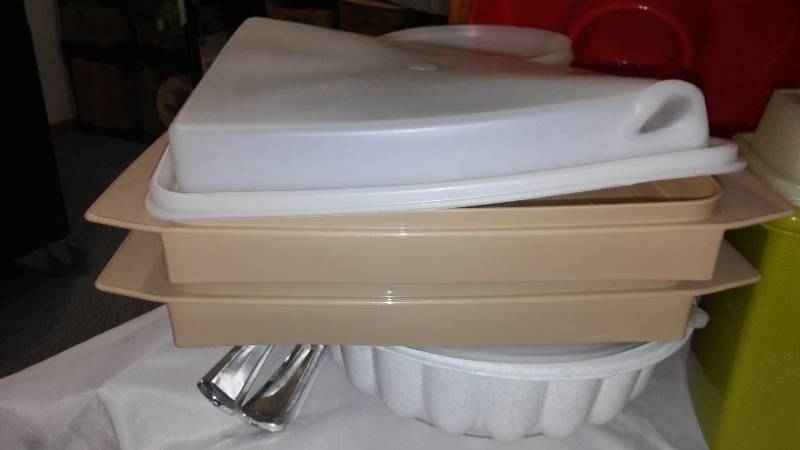 lot 41 image: Assorted Tupperware, Storage and more.