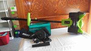 lot 3 image: Earthwise Electric Shovel And Cordless Blower Vacuum Kit.