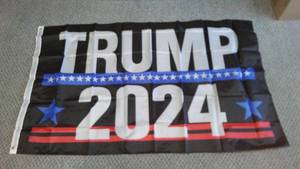 lot 61 image: Trump 2024 Flag.