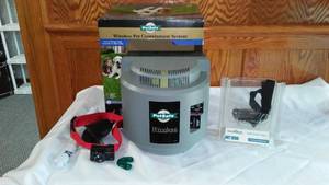lot 98 image: Pet Safe Wireless Pet Containment System With Guardian Anti-Bark Collar.