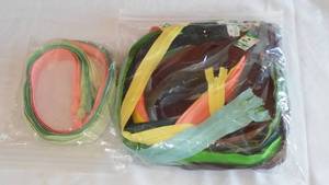 lot 103 image: 20 Inch Zippers.