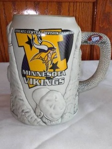 lot 70 image: Vintage Miller Lite 1st Series Minnesota Vikings NFL Stein.