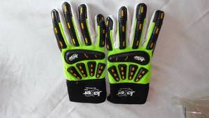 lot 84 image: Saf-T-Glove Joker XOS MK2515 Impact Work  Gloves  NEW.
