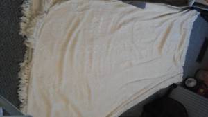 lot 192 image: Chenille  Bedspread.