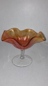 lot 270 image: Fenton Marigold Carnival RUFFLED Compote.