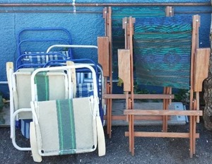 lot 293 image: Outdoor Lawn chairs (8).