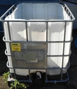 lot 297 image: IBC Open Top WaterStorage Crate.