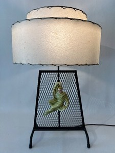 lot 9 image: Vintage Mid Century Modern Lamp with CERAMIC ARTS STUDIOS Adornment and Fiberglass Shade