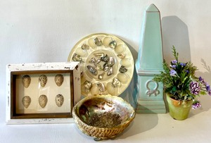 lot 106 image: Abalone Shell Dish, Egg Plate and more Decor