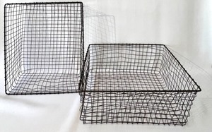 lot 117 image: Vintage Style Large Metal Wire Baskets - QTY 2