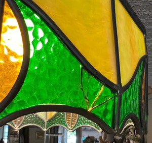 lot 242 image: Vintage Stained Glass Hanging Swag Lamp - Green and Yellow