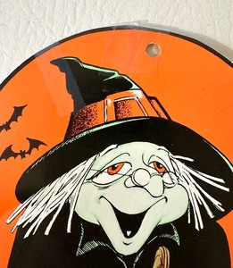 lot 250 image: Vintage HALLOWEEN Paper Die Cut Decorations