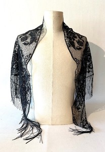 lot 253 image: NEW Black HERITAGE LACE Shawls - QTY 3